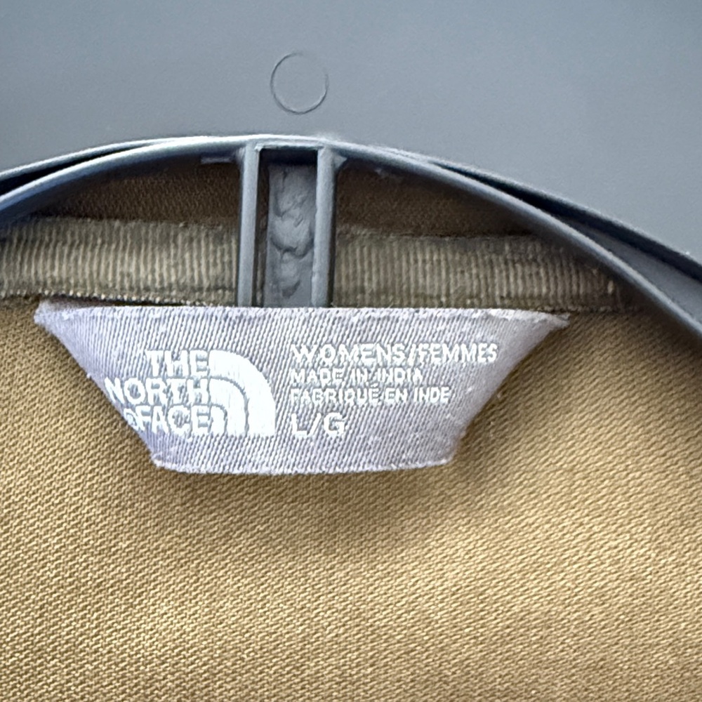 The North Face Olive Green Utility/ Barn Jacket - Picture 3 of 12